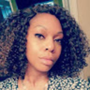 Meet your Posher, Ayesha